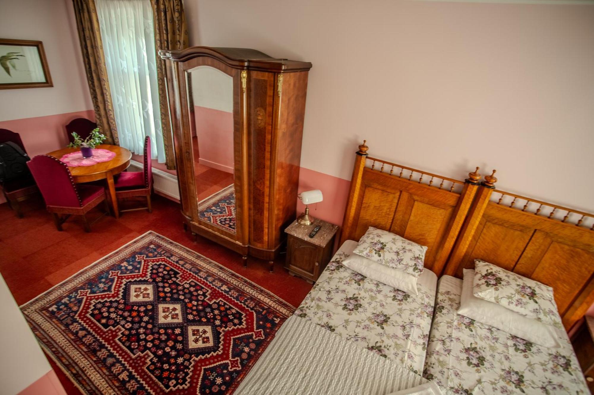 Nina Kordon Guesthouse Alatskivi Ngoại thất bức ảnh